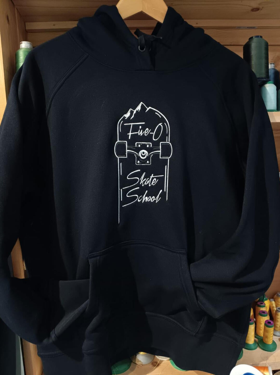 Broderie · Five-O Skate School